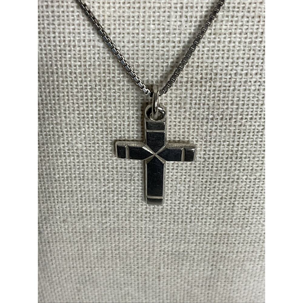 VTG VINTAGE JAMES AVERY STERLING SILVER PLAIN LATIN CROSS & 20 IN CHAIN
